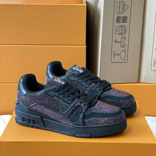 「#148」LOUIS VUITTON Trainer diamond