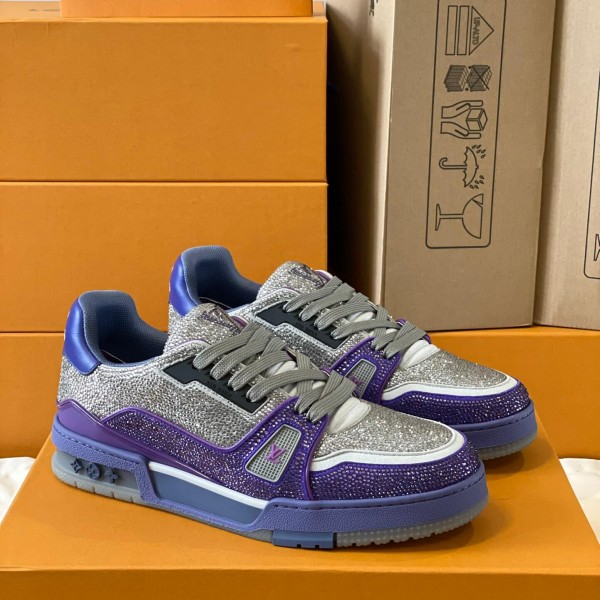 「#149」LOUIS VUITTON Trainer diamond