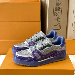 「#149」LOUIS VUITTON Trainer diamond