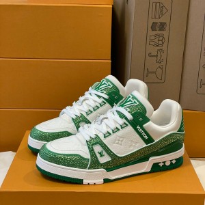 「#152」LOUIS VUITTON Trainer diamond