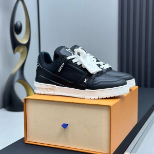 「#123」LOUIS VUITTON Trainer