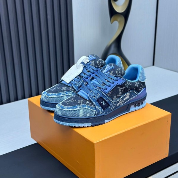 「#125」LOUIS VUITTON Trainer