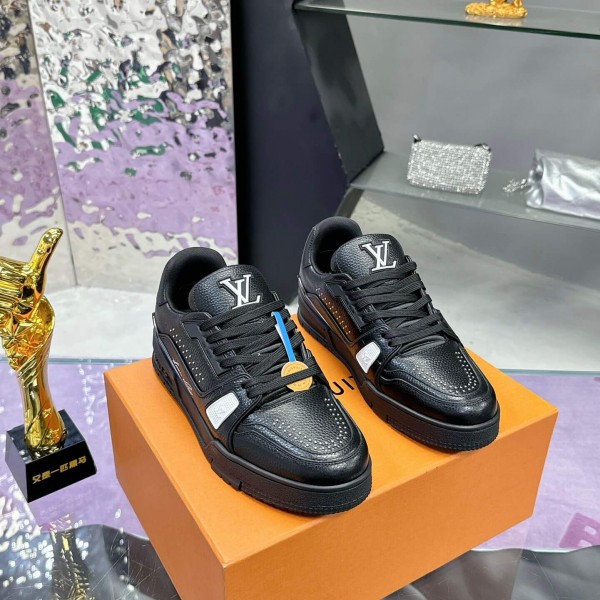 「#205」LOUIS VUITTON Trainer