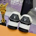 「#220」LOUIS VUITTON Trainer