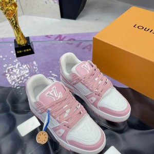 「#224」LOUIS VUITTON Trainer