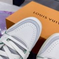 「#233」LOUIS VUITTON Trainer