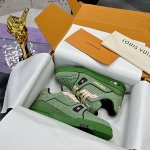 「#235」LOUIS VUITTON Trainer