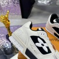 「#238」LOUIS VUITTON Trainer