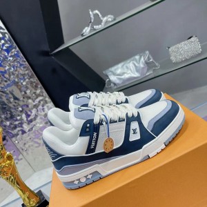 「#113」LOUIS VUITTON Trainer