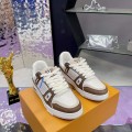 「#114」LOUIS VUITTON Trainer