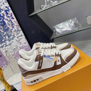 「#114」LOUIS VUITTON Trainer