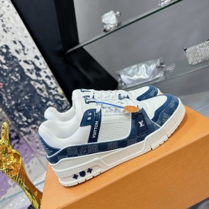 「#116」LOUIS VUITTON Trainer