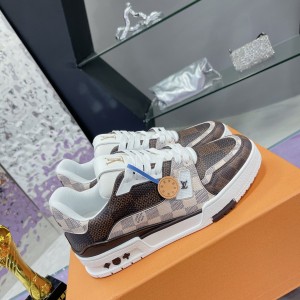 「#266 」LOUIS VUITTON Trainer