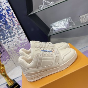 「#283 」LOUIS VUITTON Trainer