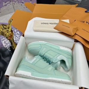 「#115 」LOUIS VUITTON Trainer