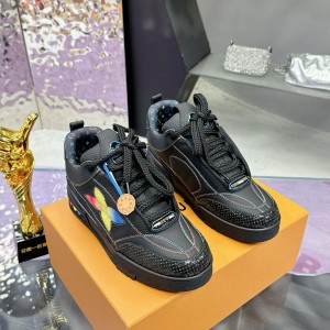 「#165 」LOUIS VUITTON Trainer