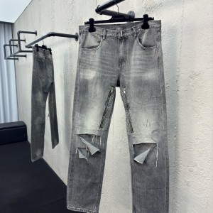 「#1932」Givenchy  jeans