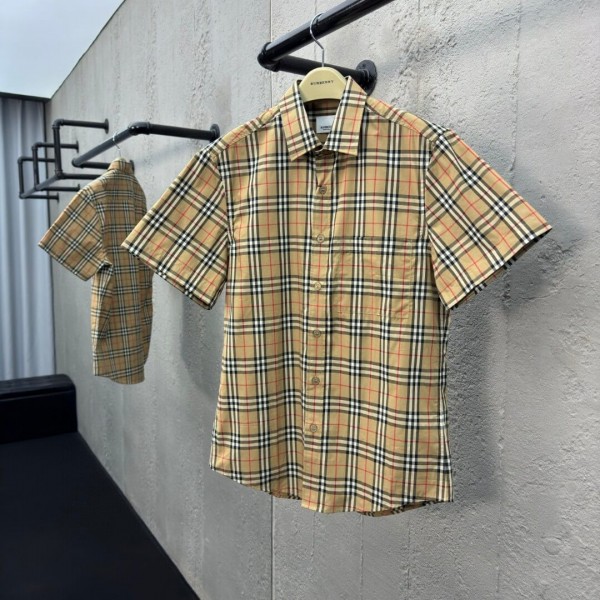 「#6017」  Burberry T-shirt