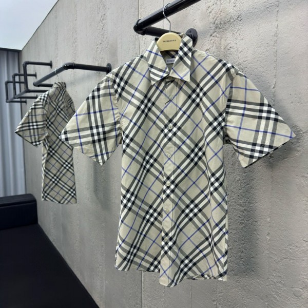 「#6027」  Burberry T-shirt