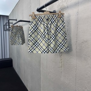 「#6050」  Burberry short