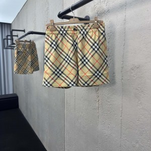 「#6051」  Burberry short