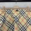 「#6051」  Burberry short
