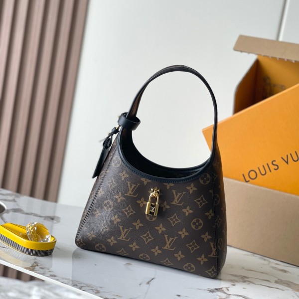 「#11634」Louis Vuitton bags
