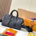 「#11656」Louis Vuitton bags