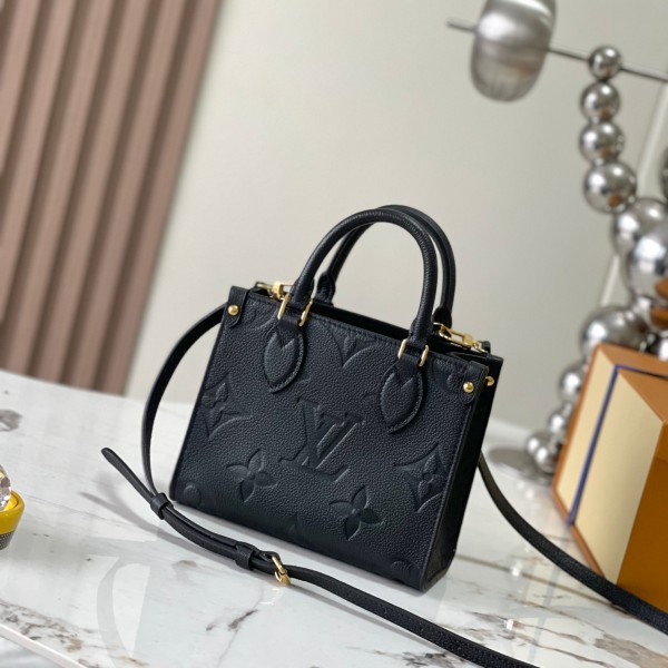 「#11679」Louis Vuitton bags