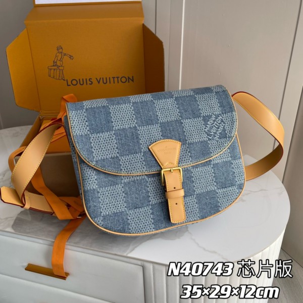 「#11683」Louis Vuitton bags