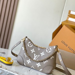 「#11693」Louis Vuitton bags