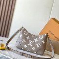 「#11693」Louis Vuitton bags