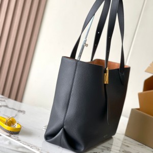 「#11694」Louis Vuitton bags