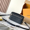 「#11702」Louis Vuitton bags