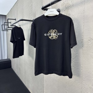 「#1909」Givenchy T-shirt