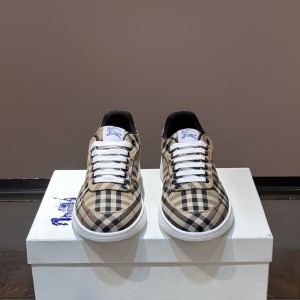 「#15053」Burberry shoes