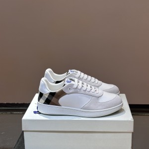 「#15057」Burberry shoes