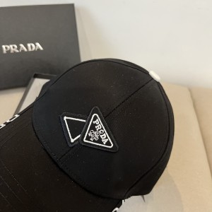 「#17208」Prada Hat