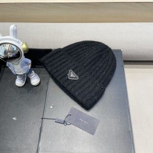 「#17223」Prada Hat