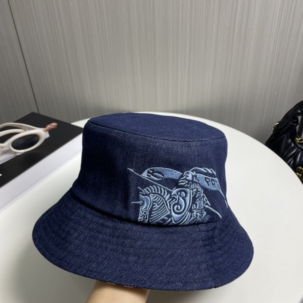 「#17244」Burberry Hat