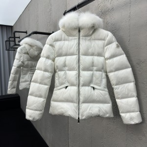 「#6440」Moncler jacket; down/puffer jacket