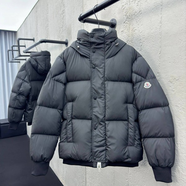 「#6436」Moncler jacket; down/puffer jacket