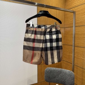 「#8302」  Burberry shorts