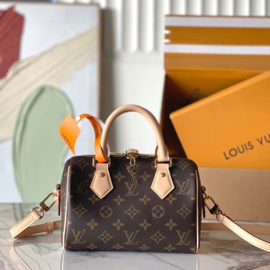 「#20050」Louis Vuitton Bags; Chip M46234 (20 x 13.5 x 11.5cm