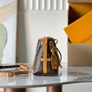 「#20052」Louis Vuitton Bags; Chip M13014 (26 x 17 x 10cm