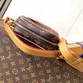 「#20065」Louis Vuitton Bags; Chip  M14106 ( 16.0 x 21.0 x 6.0  cm