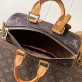 「#20066」Louis Vuitton Bags; Chip  M14026 ( 25.0 x 15.0 x 11.0 cm