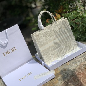 「#22510」Dior Bags  (41.5x35x18 cm
