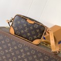 「#20072」Louis Vuitton Bags; Chip  M14058 ( 20.0 x 13.0 x 6.5 cm