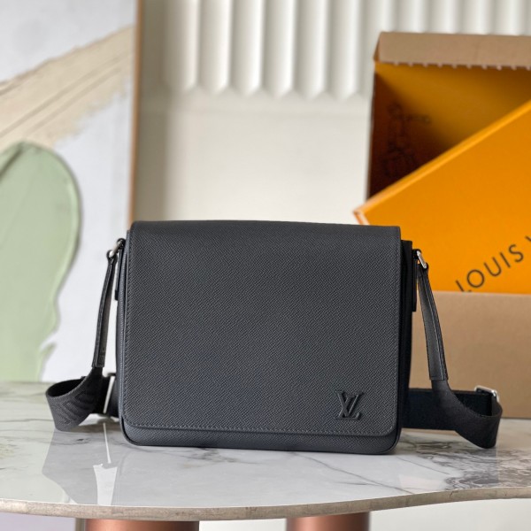 「#20096」Louis Vuitton Bags; Chip  M30850 ( 26 x 20 x 7 cm